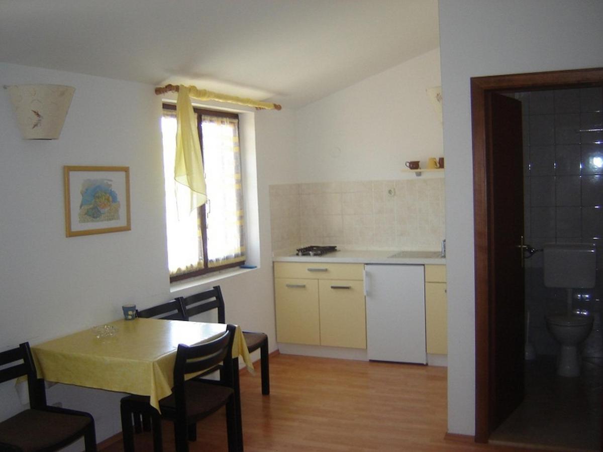 Apartments Adria ビオグラード・ナ・モル 部屋 写真