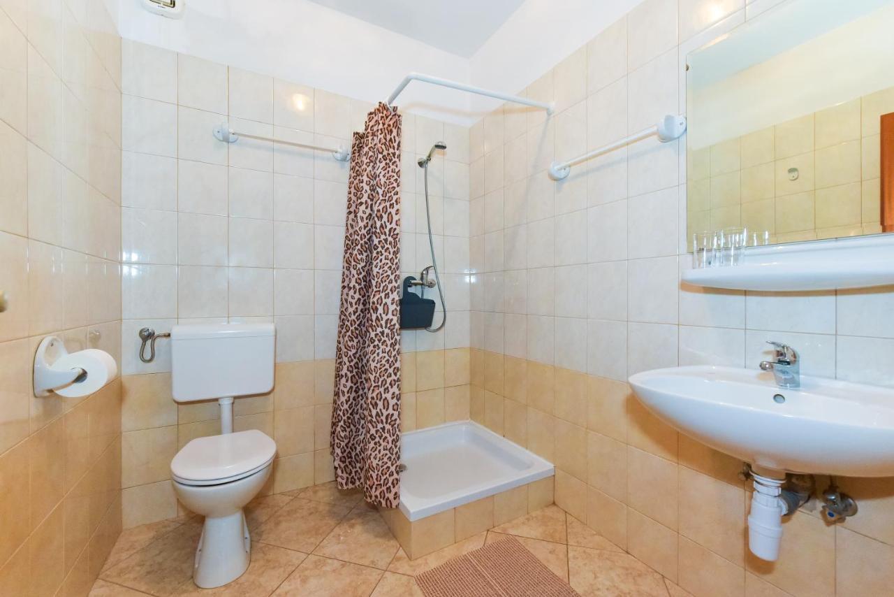 Apartments Adria ビオグラード・ナ・モル 部屋 写真