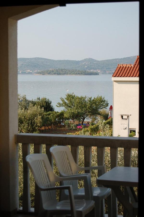 Apartments Adria ビオグラード・ナ・モル 部屋 写真