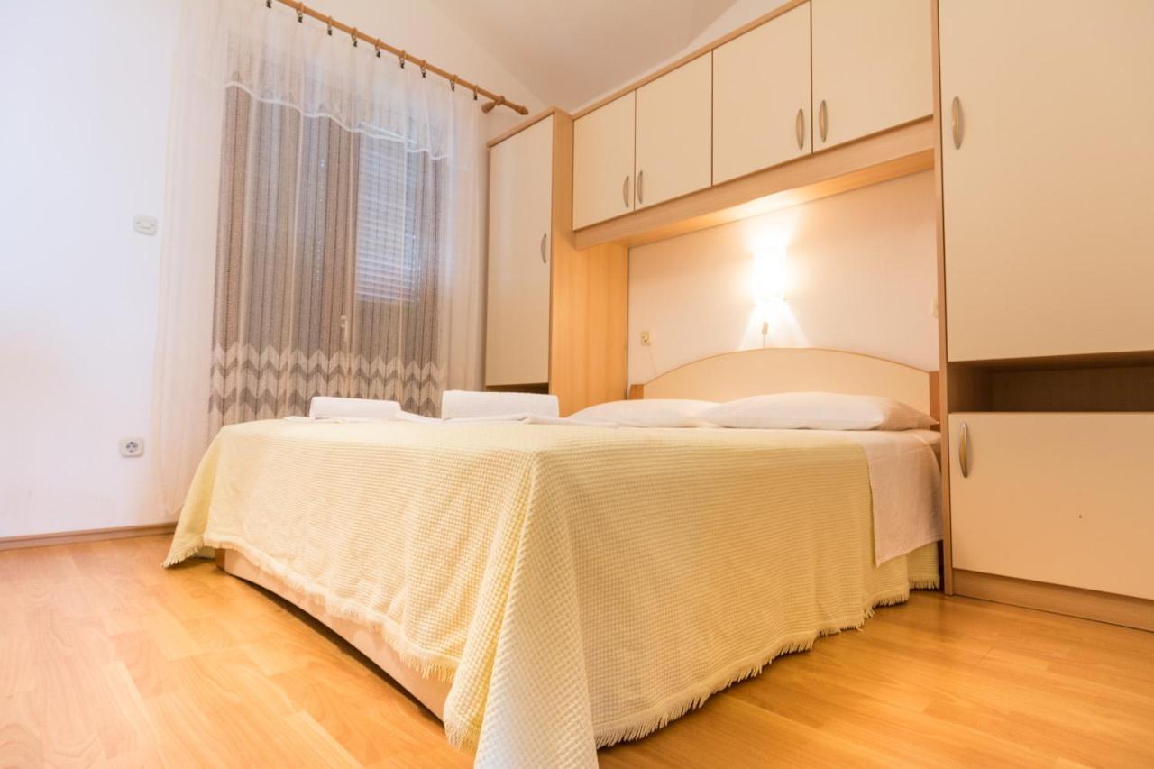 Apartments Adria ビオグラード・ナ・モル エクステリア 写真